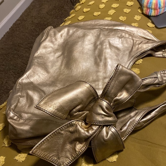 Authentic vintage Valentino Gold Hobo bag - Picture 3 of 7